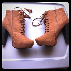Never worn TORRID Brown Lace up & Zipper Boots